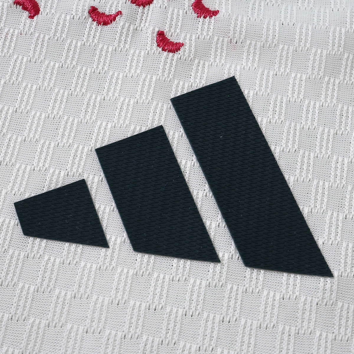 Embroidered Home 26/27 Player Edition Shirt