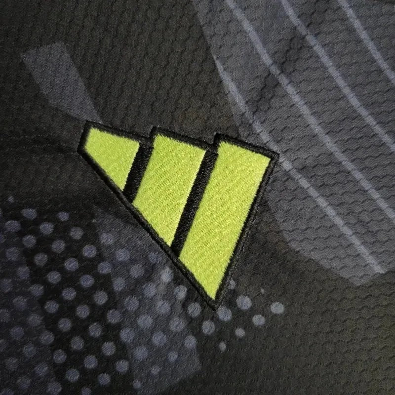 Goalkeeper 24/25 Shirt · Design 2